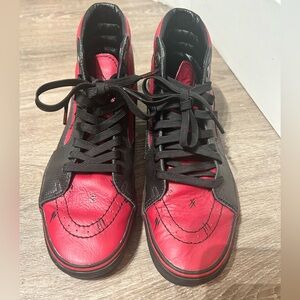 Vans x Marvel Deadpool Sk8-Hi sneakers ⚔️